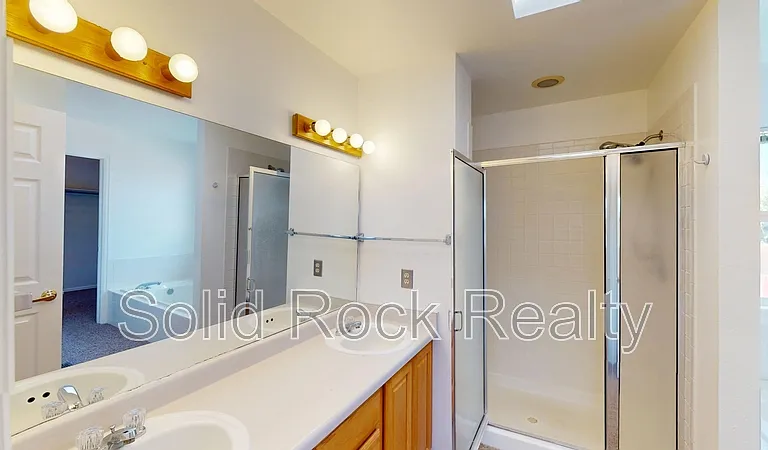 2635 Leoti Dr — Photo 14