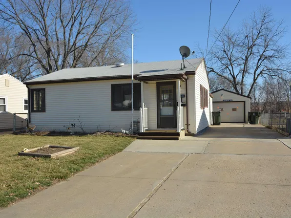 4536 Floyd Blvd, Sioux City, IA 51108