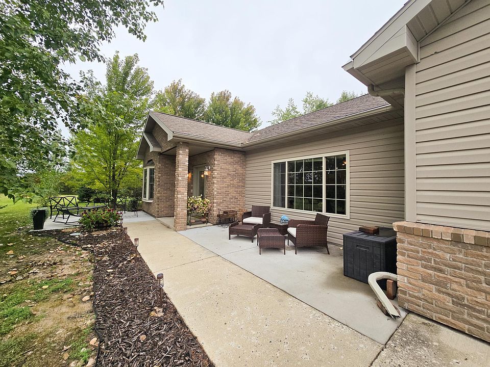 1st image of 12980 Carow Cir