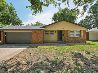 2735 S Hudson Ave, Tulsa, OK 74114