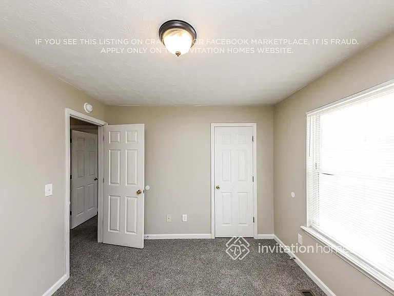 4050 Lions Gate — Photo 14