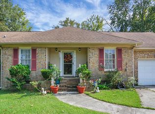 902 Knee Pines Rd, Ladson, SC 29456