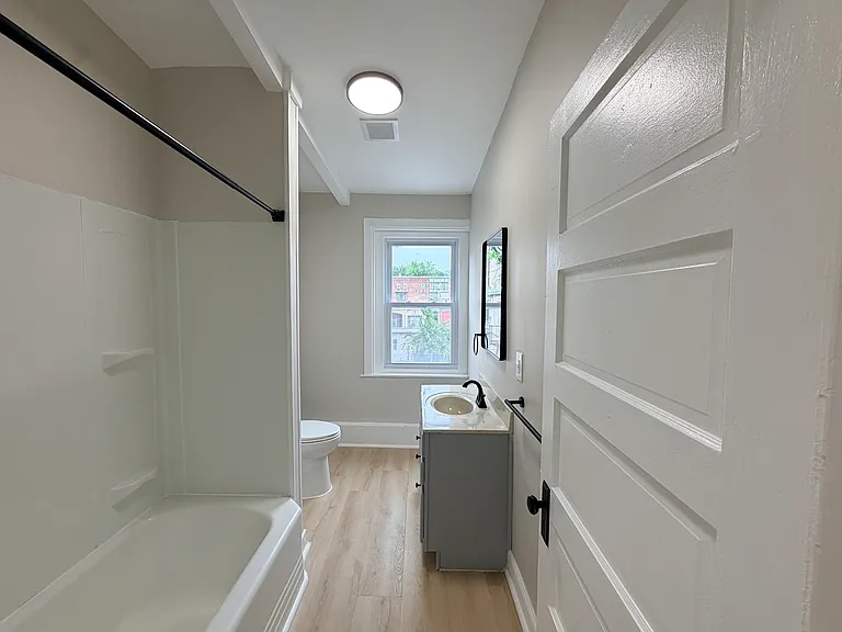 217 Northampton St #4 — Photo 17