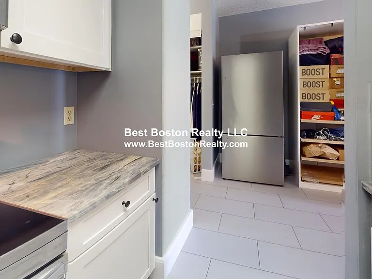 65 Webster St #201 — Photo 4