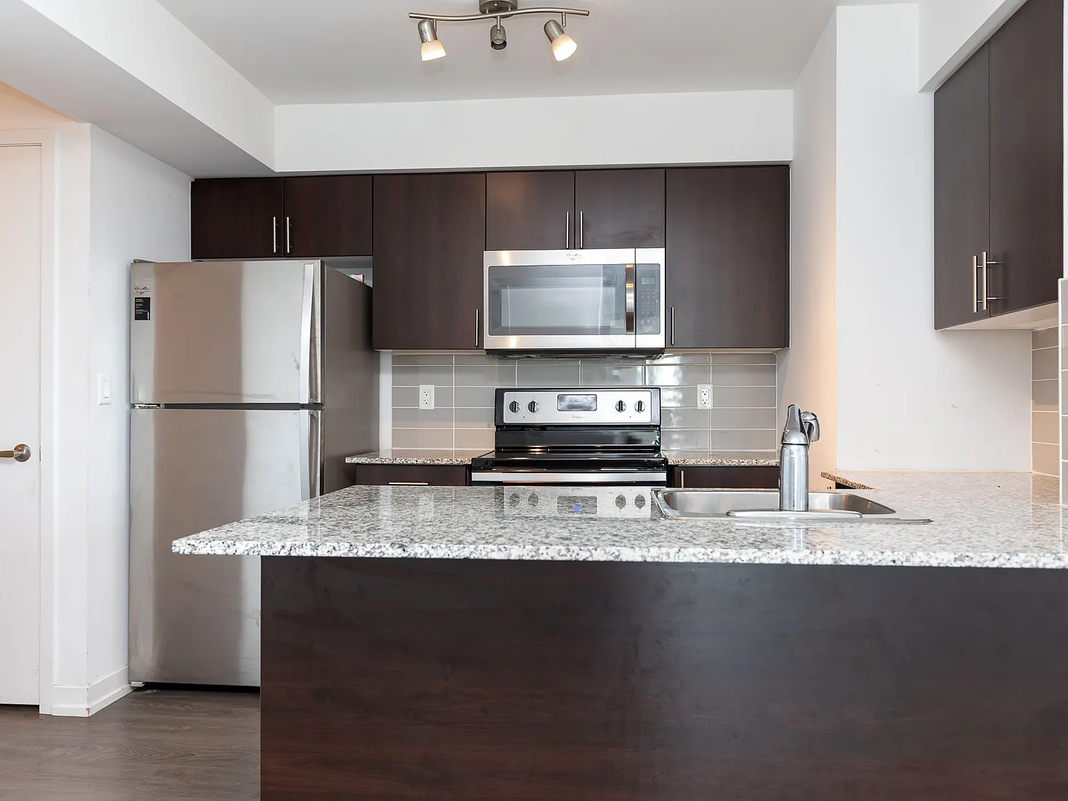 Fuse 2 -1420 Dupont Street — Photo 4