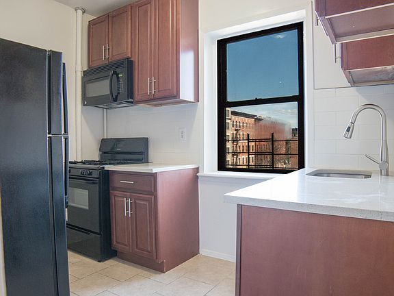 3rd image of 522 W 147th St #D3