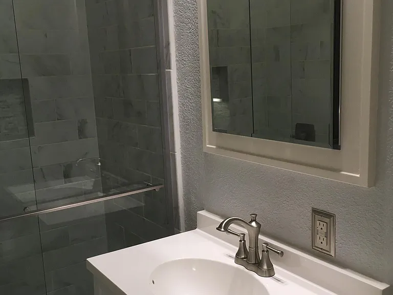 615 W Summit Ave — Photo 18