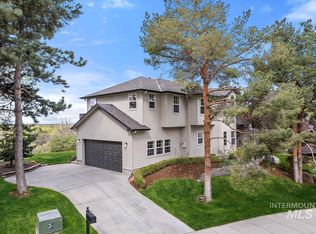 731 W Ridgeline Dr, Boise, ID 83702