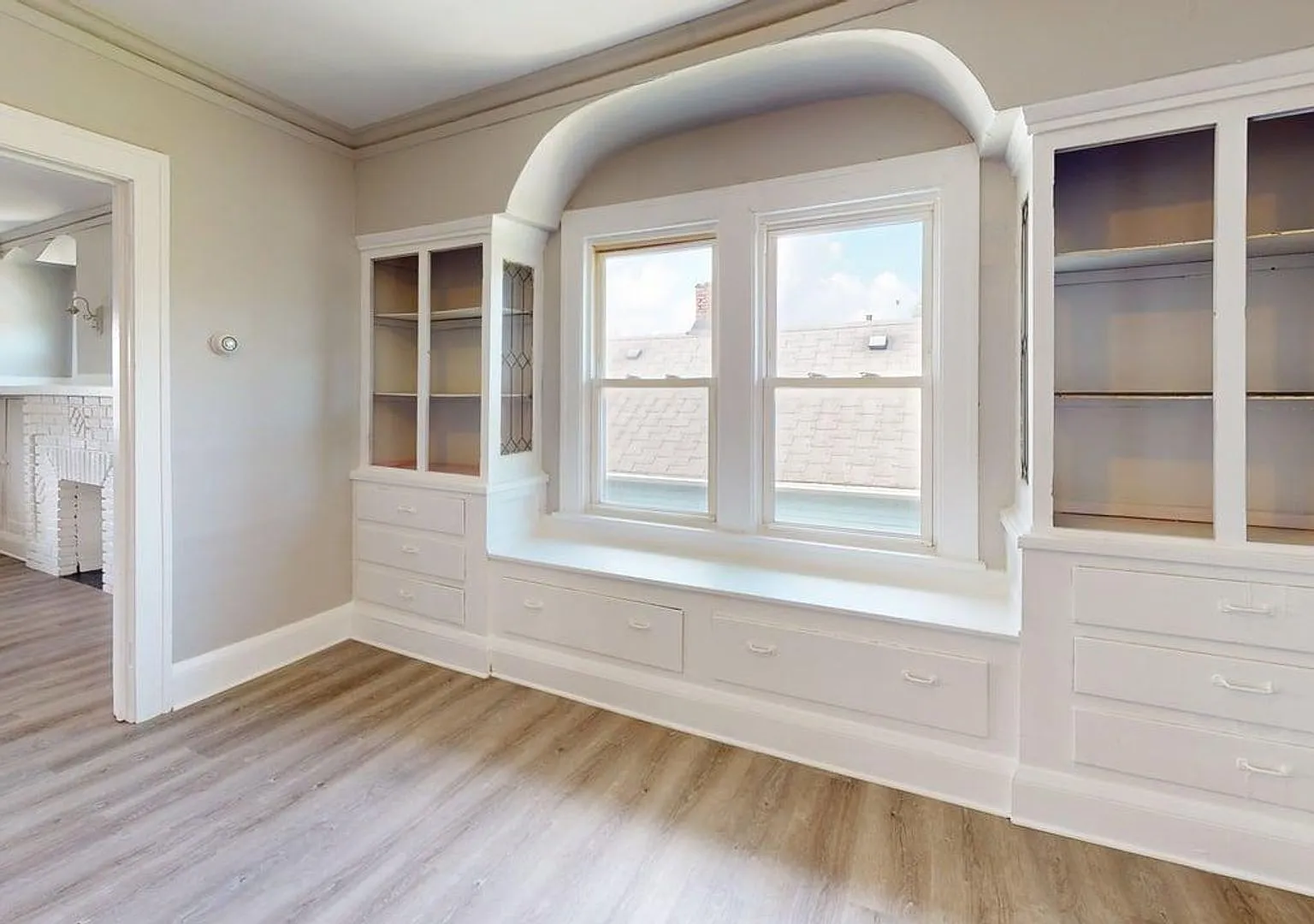 12813 Gay Ave — Photo 4