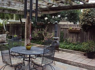 517 Pecan Dr, Ripon, CA 95366