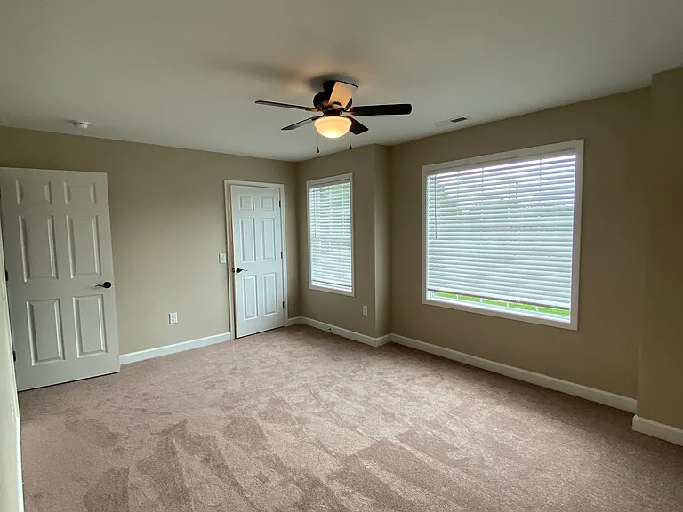 803 E Main St — Photo 10