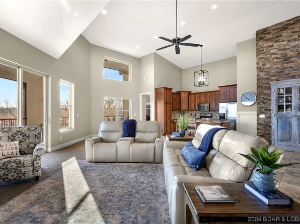 3168 Twin Rivers Point Unit 4E, Camdenton, MO 65020