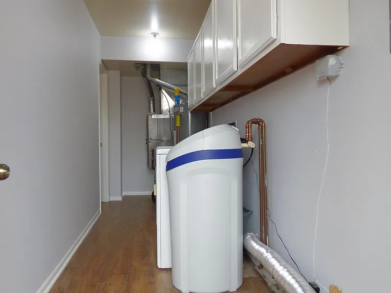 1114 Manchester Ct — Photo 12