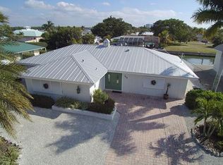 450 Donora Blvd, Fort Myers Beach, FL 33931