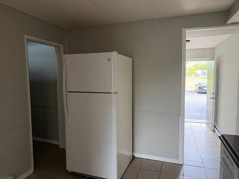 170A Macarthur Ave #170A — Photo 5