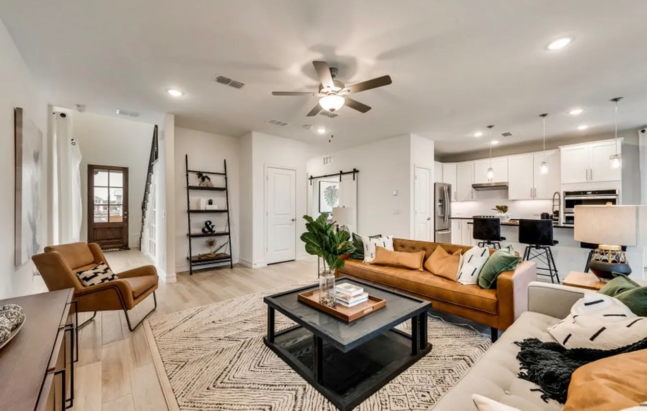 4 bed, 2179 sqft, $2,650 — Photo 3