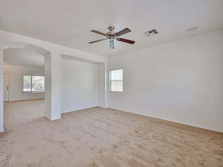 14584 W Watson Ln — Photo 7