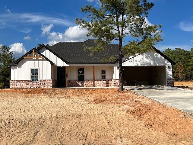 2nd image of 18054 County Road 479 #Jhr4aw