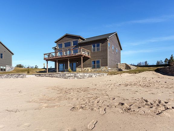 2nd image of W5725 Lake Cabin Dr