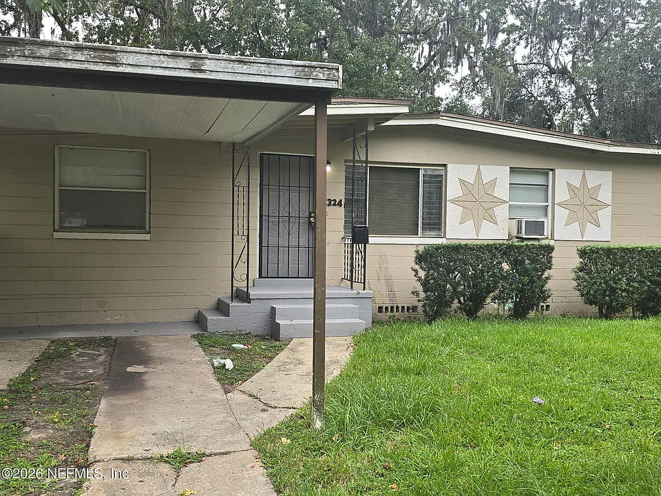 4324 Detaille Dr