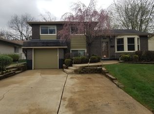211 W Central Ave, Lombard, IL 60148