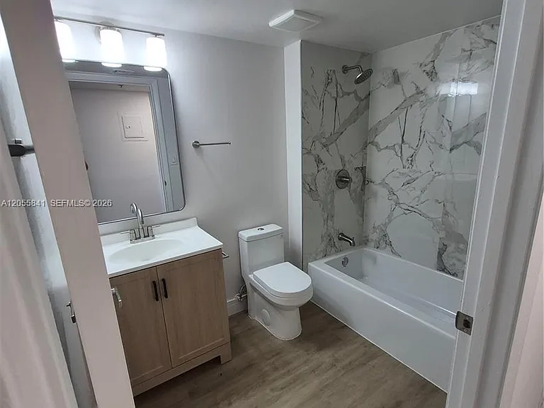 771 N Pine Island Rd #106 — Photo 19