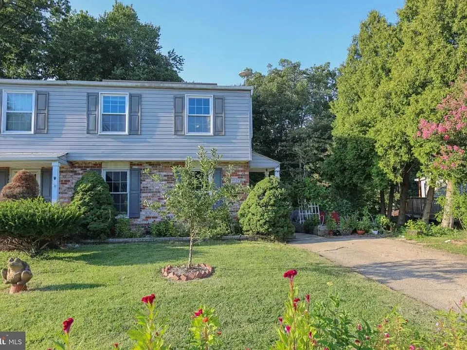 4328 Hallfield Manor Dr