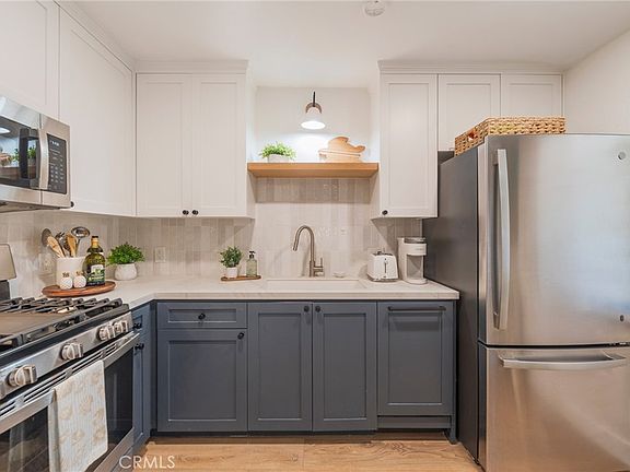 2nd image of 387 Cypress Dr APT 7