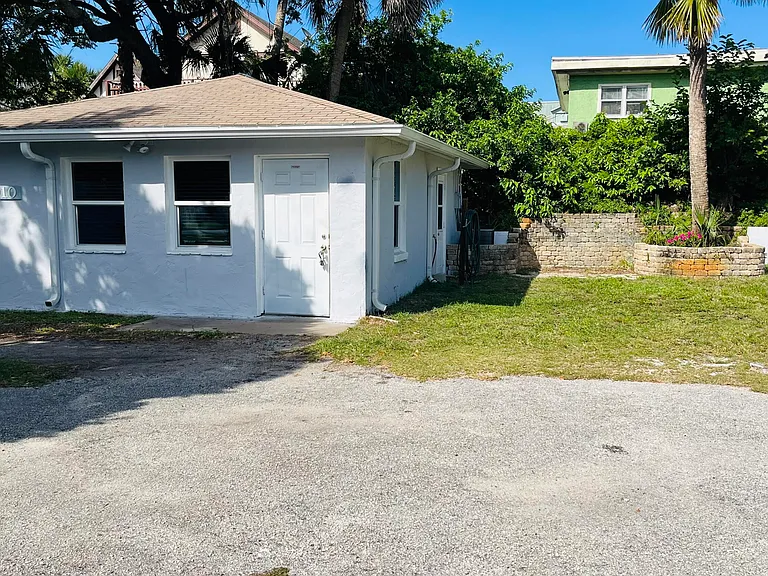 914 N Wild Olive Ave #910 — Photo 4