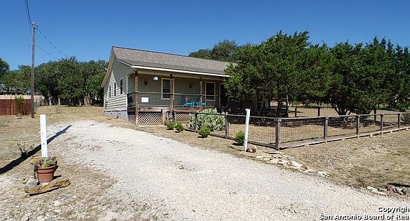 4th image of 1834 Desiree St