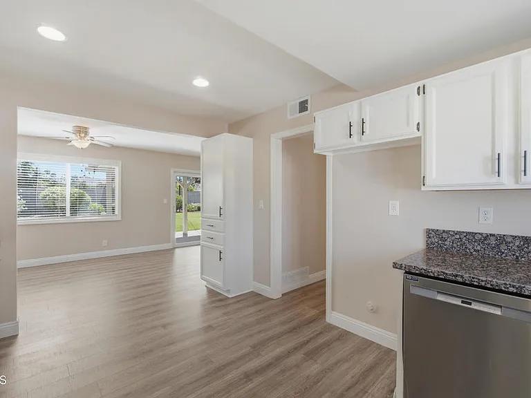 1286 Fuller Ave — Photo 12