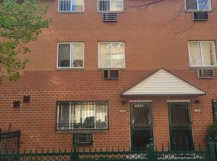3360 14th St, Long Island City, NY 11106