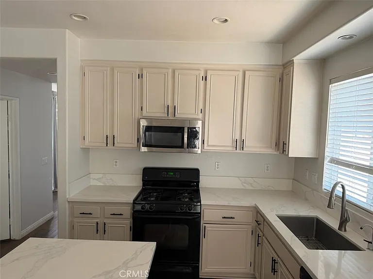 25975 Lugo Dr — Photo 8
