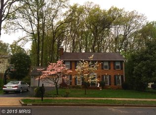 4906 Asquith Ct, Fairfax, VA 22032