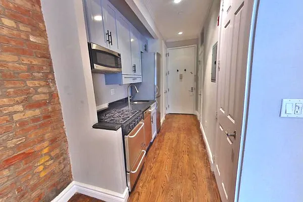 Rented by Centennial Properties NY | media 10