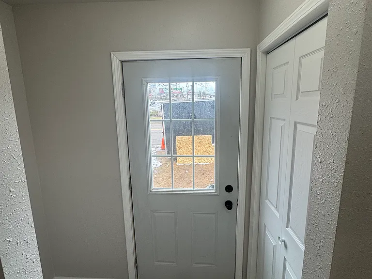 107 Lakeview Dr — Photo 24