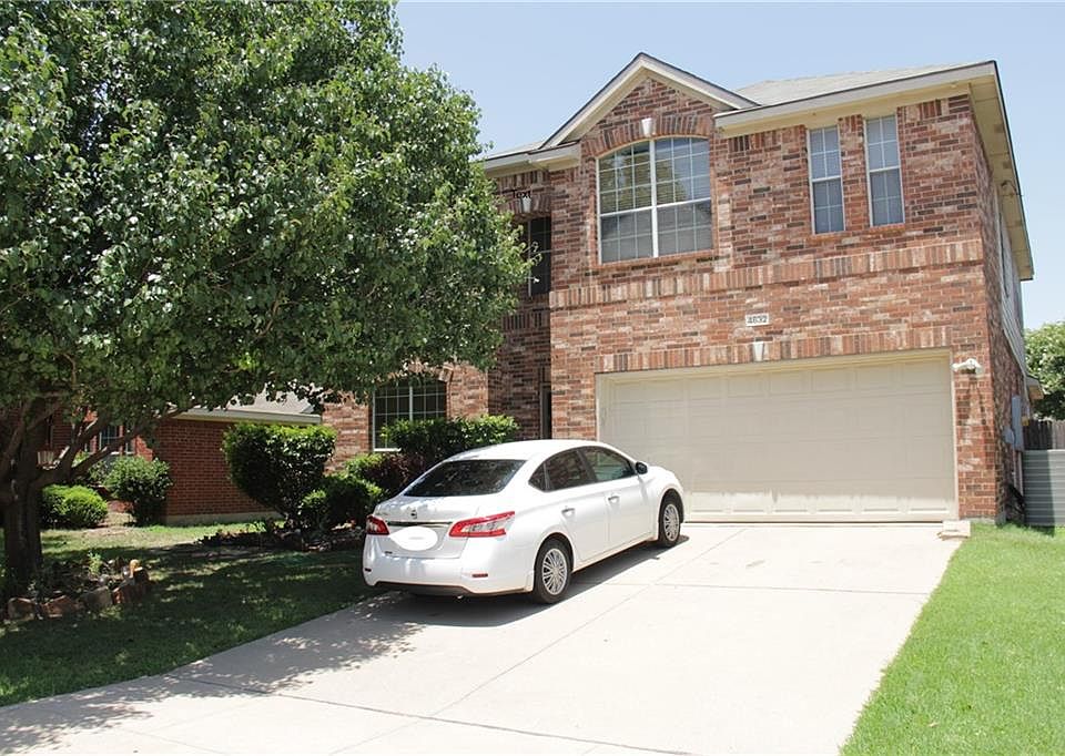 1st image of 4632 Summer Oaks Ln