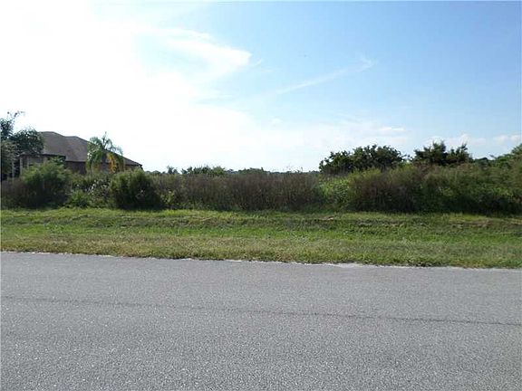 4th image of 4058 Gardenwood Cir