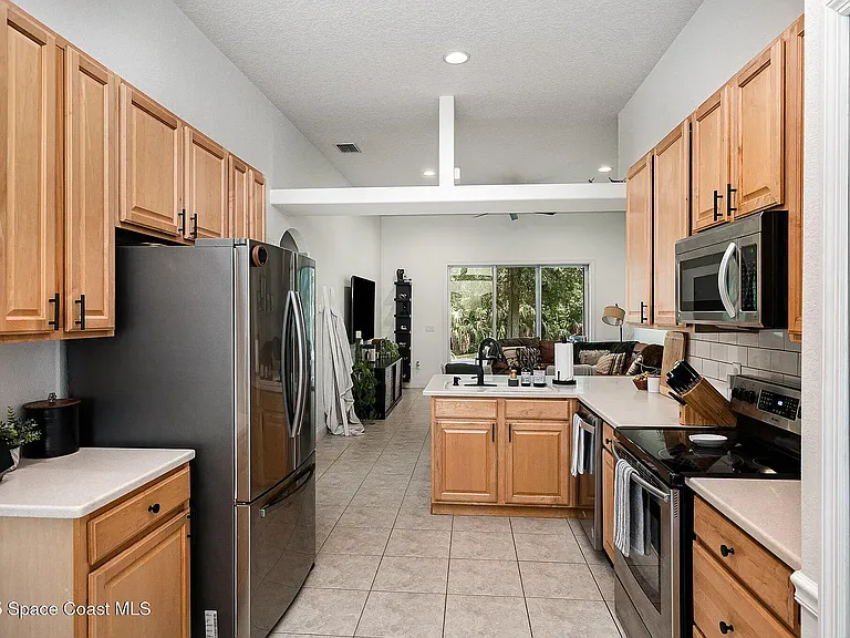 294 Brandy Creek Cir SE — Photo 4