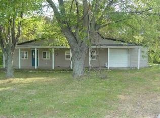 9719 York Rd SW, Etna, OH 43062