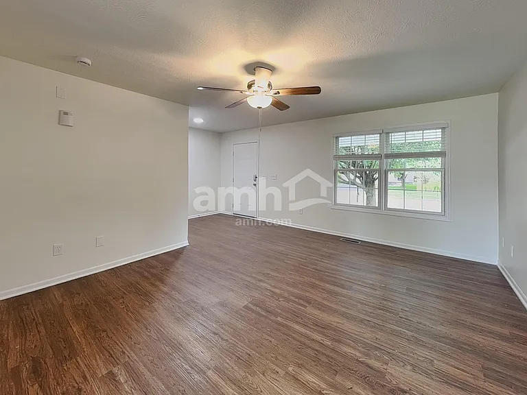 7961 Blacklick View Dr — Photo 7