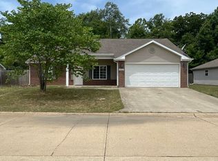 24310 Tanglewood Rd, Saint Robert, MO 65584