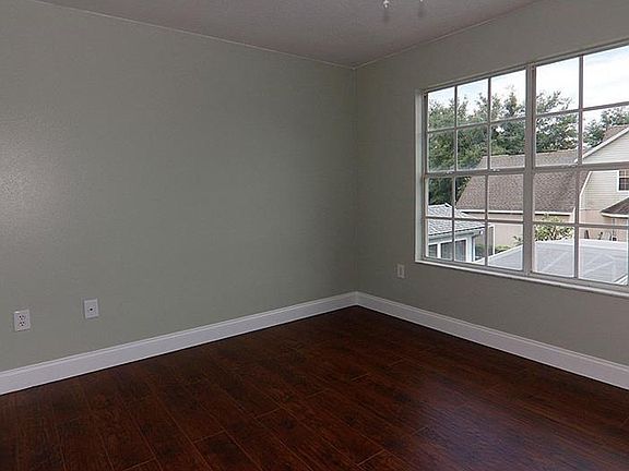 5th image of 17002 Woodcrest Way