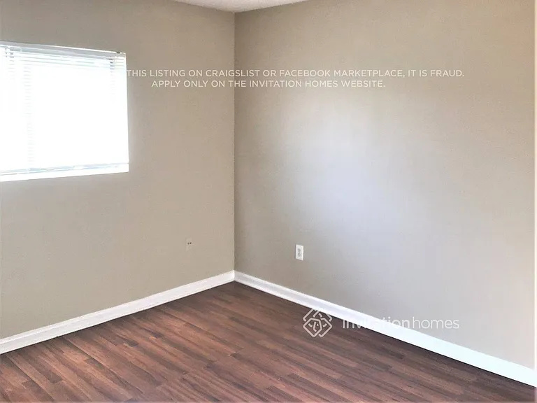9489 Palm Cir N #9489 — Photo 7