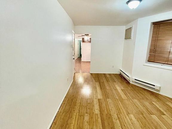 5th image of 600 N 6th St #4A