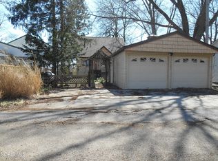 527 Catherine Dr, Liberty Center, OH 43532