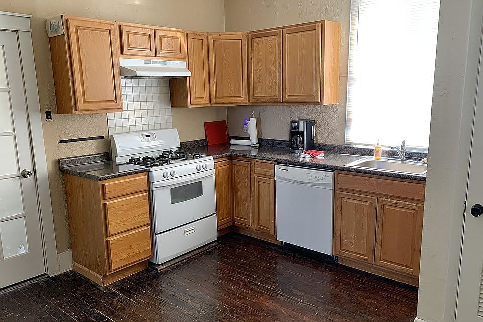 1st image of 9612 S Broadway St