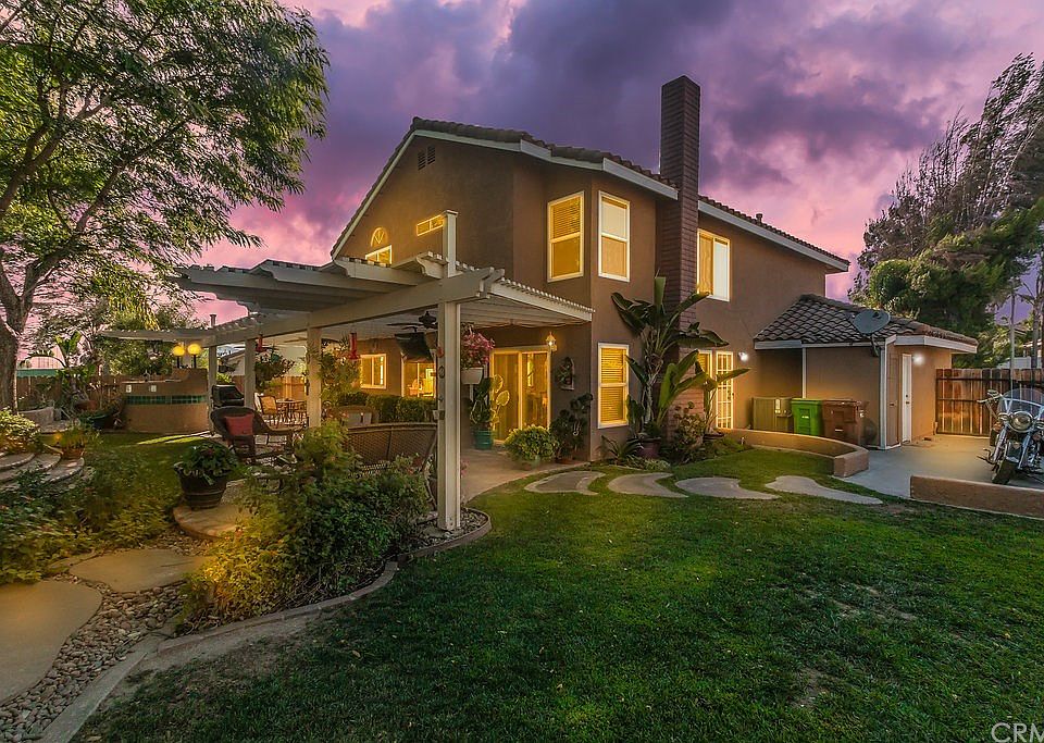 1st image of 40720 Alondra Dr