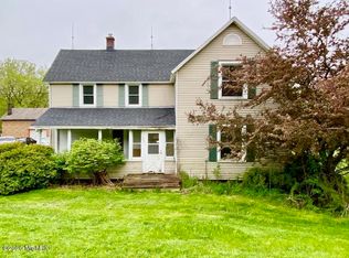 382 Ten Mile Rd NW, Sparta, MI 49345