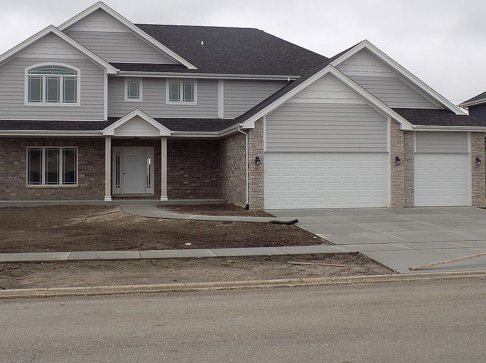 1st image of 20017 Boyne Dr